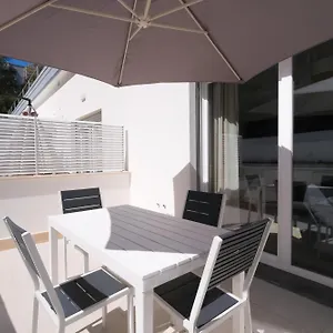 https://amas-loft-via-giulio-petroni.barihotels.org