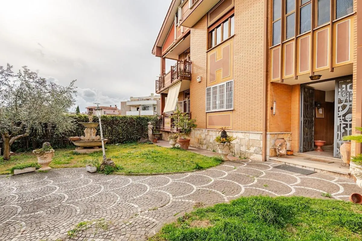 Appartamento Tsuki House Marino Italia